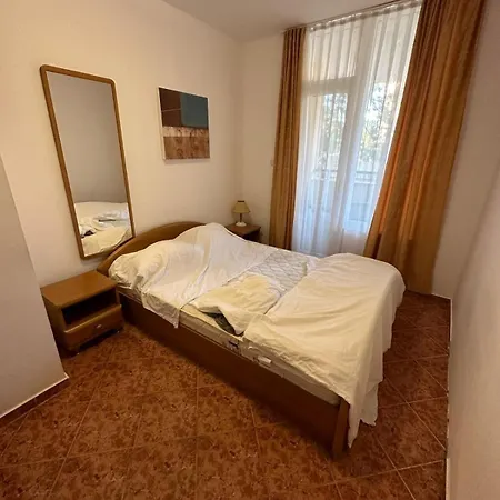 In Complex Anita B2 Apartman Napospart